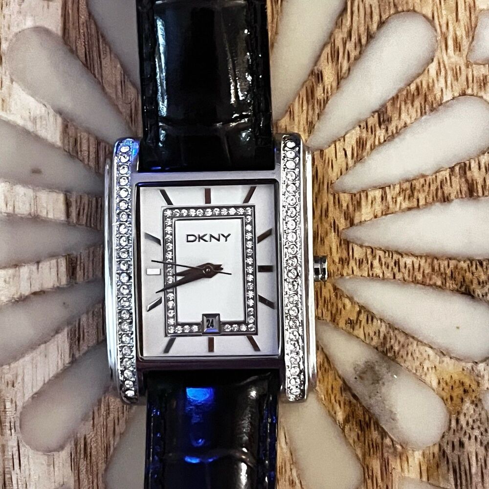 DKNY Authentic Black Leather Crystals NY4421 Dress Style Watch Needs New Battery